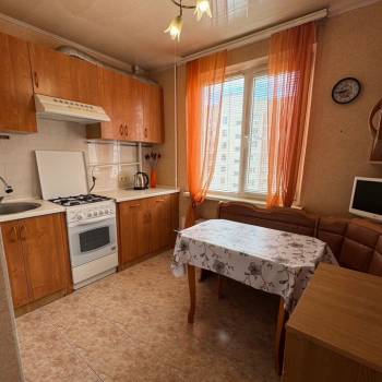 Сдается 1-комнатная квартира, 32 м²