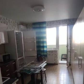 Сдается 1-комнатная квартира, 42 м²