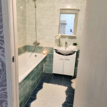 Сдается 1-комнатная квартира, 49 м²
