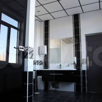 Сдается Нежилое помещение, 280 м²