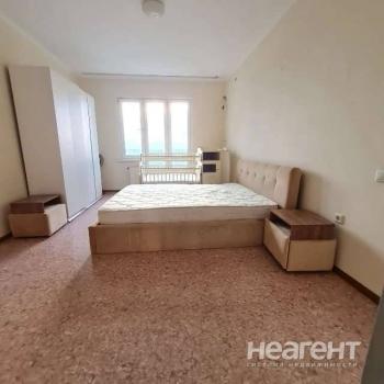 Сдается 2-х комнатная квартира, 65 м²