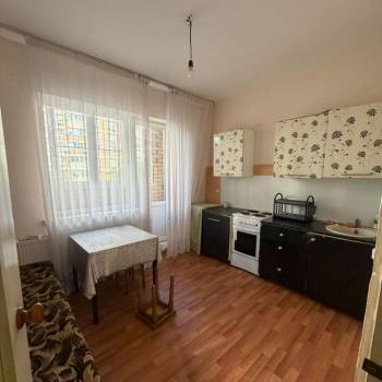 Сдается 2-х комнатная квартира, 59 м²