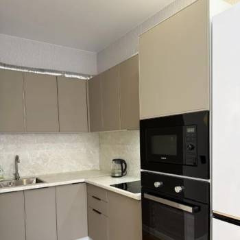 Сдается 1-комнатная квартира, 41 м²