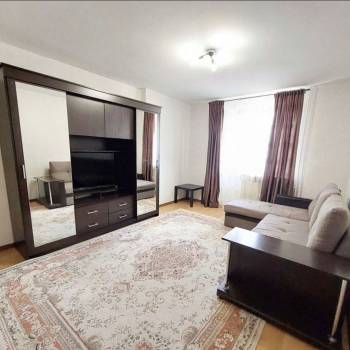 Сдается 2-х комнатная квартира, 58 м²