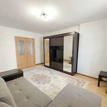 Сдается 2-х комнатная квартира, 58 м²