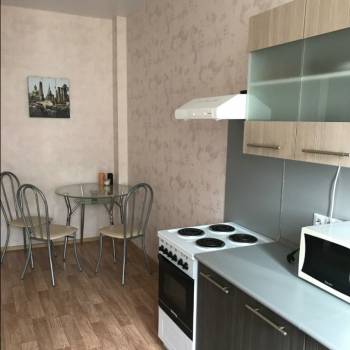 Сдается 1-комнатная квартира, 38 м²