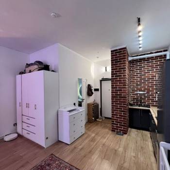 Продается 1-комнатная квартира, 30,6 м²