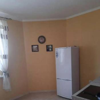 Сдается 1-комнатная квартира, 42 м²