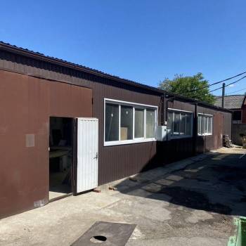Сдается Нежилое помещение, 180 м²
