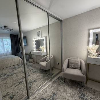 Продается 1-комнатная квартира, 37 м²