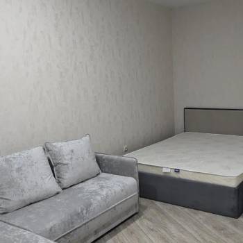 Сдается 1-комнатная квартира, 38 м²