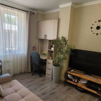 Продается 1-комнатная квартира, 46,6 м²