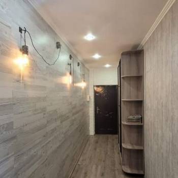 Продается 1-комнатная квартира, 46,6 м²