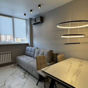 Сдается 2-х комнатная квартира, 60 м²