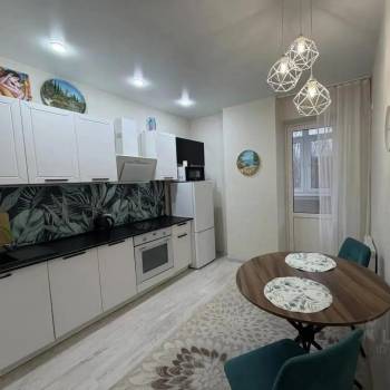 Продается 1-комнатная квартира, 40,6 м²