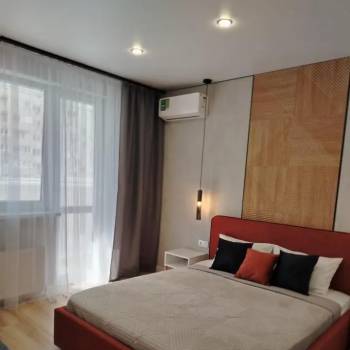 Продается 1-комнатная квартира, 42 м²