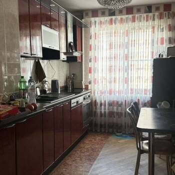 Сдается Многокомнатная квартира, 75 м²