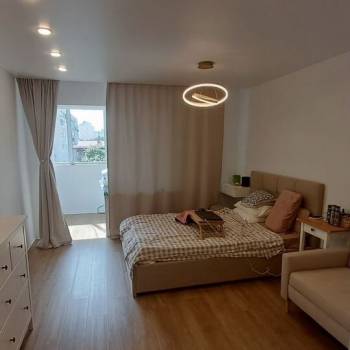 Продается 2-х комнатная квартира, 56 м²