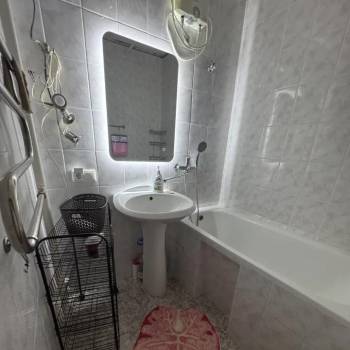 Сдается 2-х комнатная квартира, 56 м²