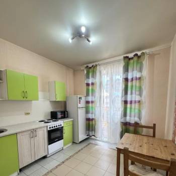 Сдается 1-комнатная квартира, 36 м²