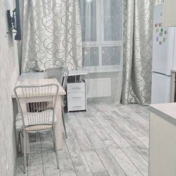 Продается 1-комнатная квартира, 38,5 м²