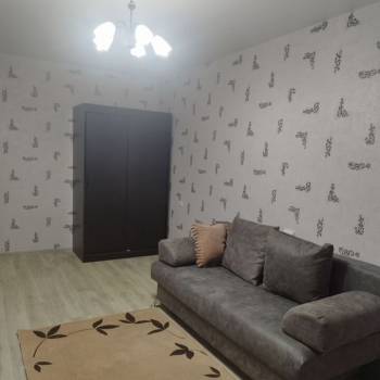 Сдается 1-комнатная квартира, 40 м²