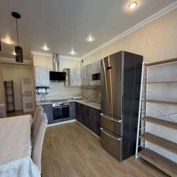 Сдается 1-комнатная квартира, 42 м²