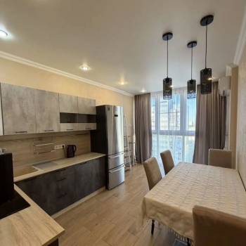 Сдается 1-комнатная квартира, 42 м²