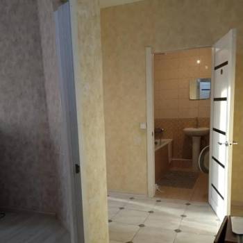 Сдается 1-комнатная квартира, 49 м²