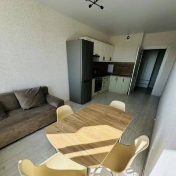 Сдается 1-комнатная квартира, 46 м²