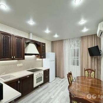 Сдается 2-х комнатная квартира, 65 м²