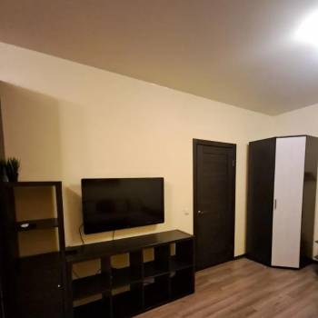 Сдается 1-комнатная квартира, 49 м²