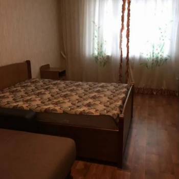 Сдается 1-комнатная квартира, 42 м²