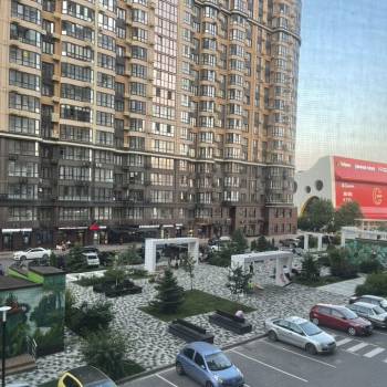 Сдается 1-комнатная квартира, 55 м²