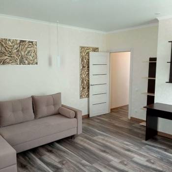 Сдается 1-комнатная квартира, 43 м²