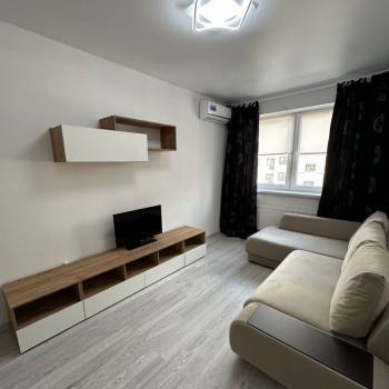 Продается 1-комнатная квартира, 38,9 м²