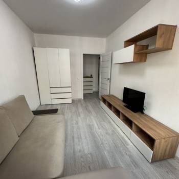Продается 1-комнатная квартира, 38,9 м²