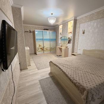 Сдается Многокомнатная квартира, 60 м²