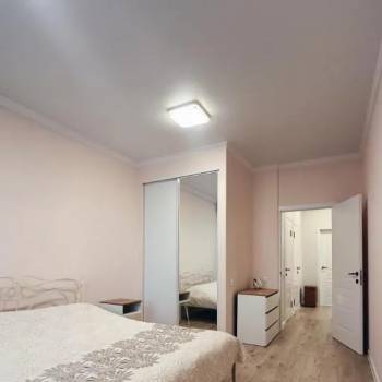 Сдается 2-х комнатная квартира, 80 м²