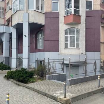 Продается Нежилое помещение, 156 м²
