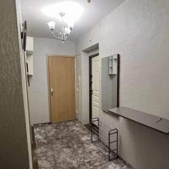 Продается 1-комнатная квартира, 37,5 м²
