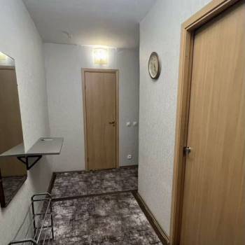 Продается 1-комнатная квартира, 37,5 м²