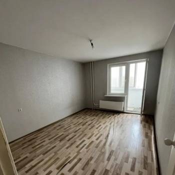 Сдается Многокомнатная квартира, 90 м²