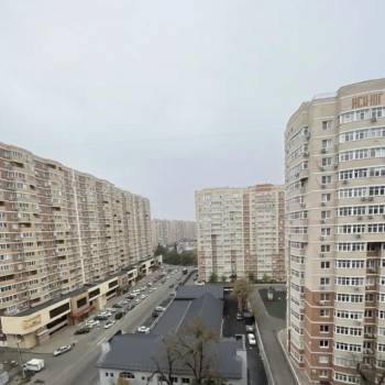 Сдается Многокомнатная квартира, 90 м²