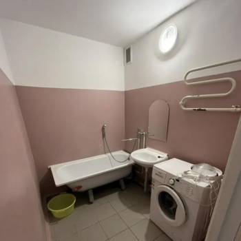 Сдается Многокомнатная квартира, 90 м²