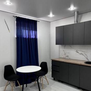 Продается 1-комнатная квартира, 38 м²