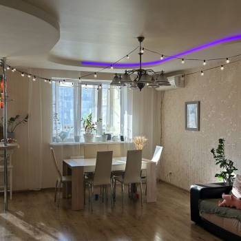 Сдается Многокомнатная квартира, 90 м²