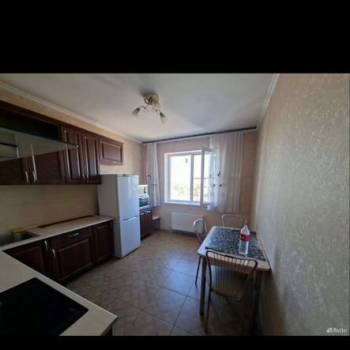 Сдается 1-комнатная квартира, 41 м²