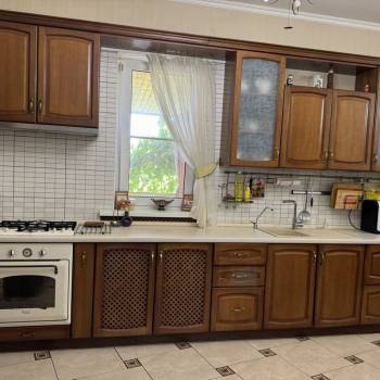 Сдается Дом, 180 м²