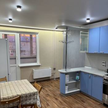 Сдается 2-х комнатная квартира, 67 м²